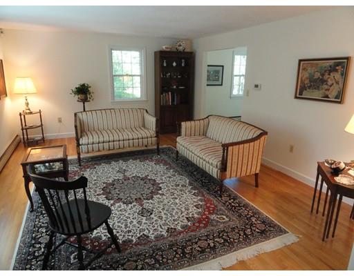 21 Forest St, Upton, MA 01568 photo 8