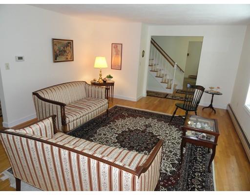 21 Forest St, Upton, MA 01568 photo 9