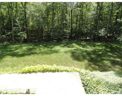 21 Forest St, Upton, MA 01568 photo 4