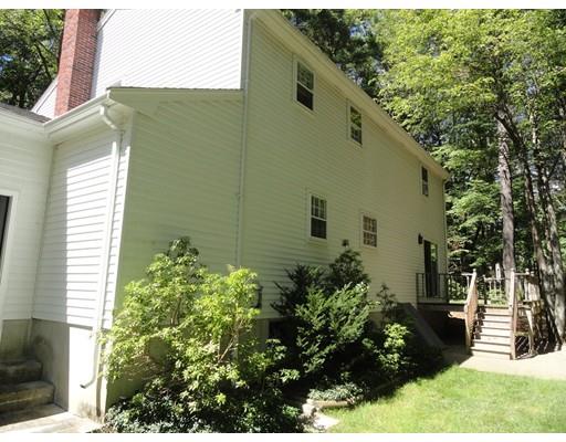 21 Forest St, Upton, MA 01568 photo 3
