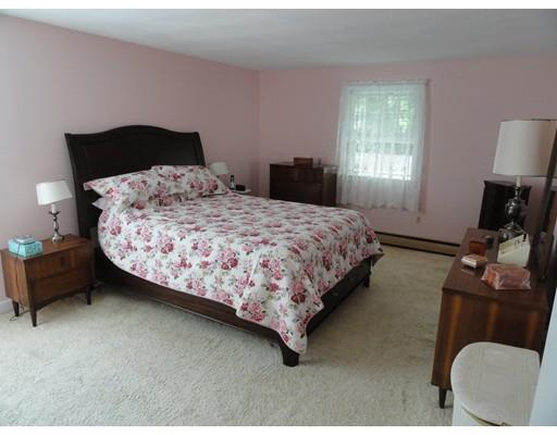 21 Forest St, Upton, MA 01568 photo 16