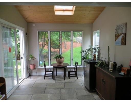 14 Gregory Rd, Framingham, MA 01701 photo 7