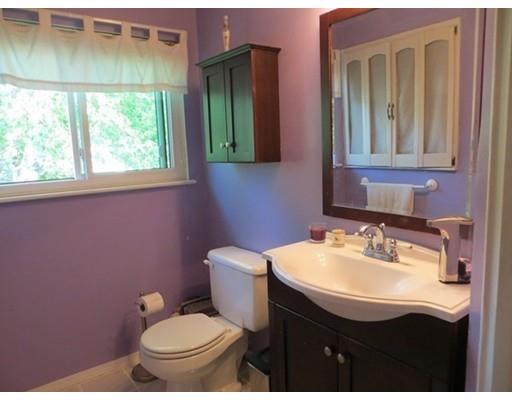 14 Gregory Rd, Framingham, MA 01701 photo 11