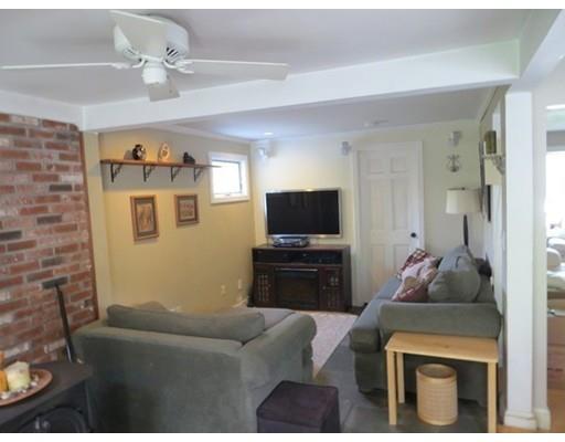 14 Gregory Rd, Framingham, MA 01701 photo 8