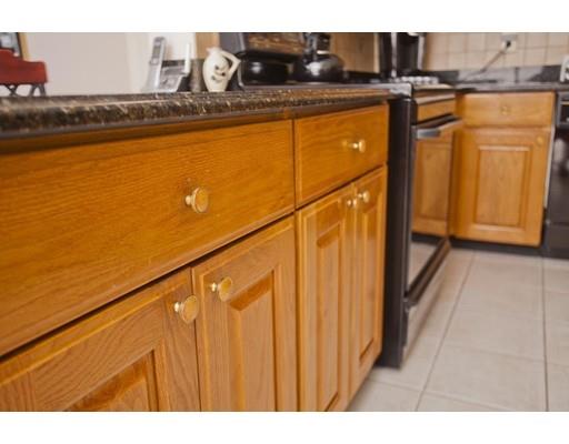 238 Hermitage Dr, Springfield, MA 01129 photo 5