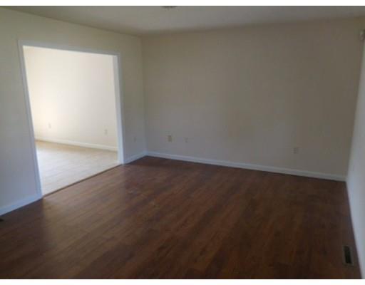 19 Debra Dr, Chicopee, MA 01013 photo 17