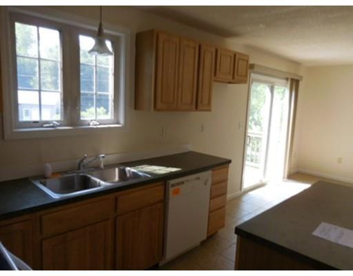 19 Debra Dr, Chicopee, MA 01013 photo 6