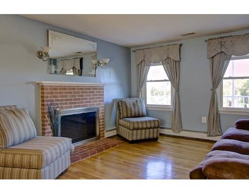 28 Butler Rd, Mendon, MA 01756 photo 9