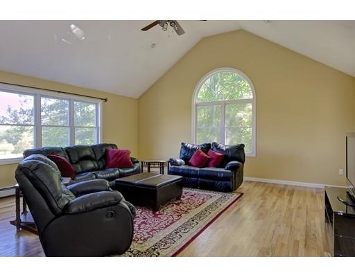 28 Butler Rd, Mendon, MA 01756 photo 22