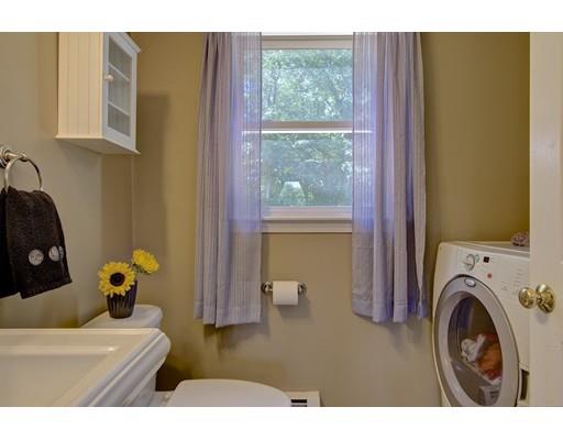 28 Butler Rd, Mendon, MA 01756 photo 12