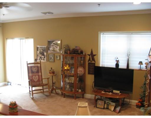 215 Mill St #110, Worcester, MA 01602 photo 4