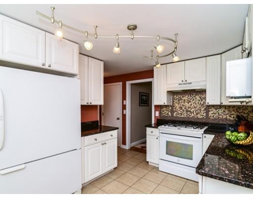 39 Stoughton Rd, Dedham, MA 02026 photo 9