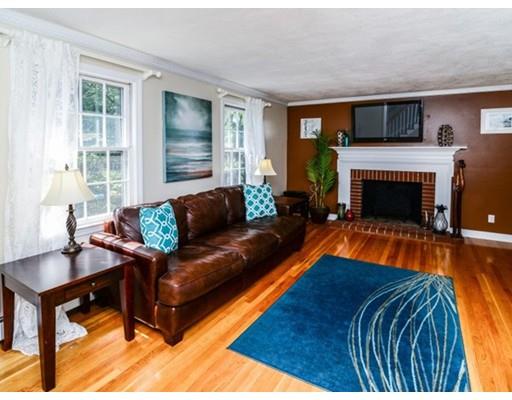 39 Stoughton Rd, Dedham, MA 02026 photo 2