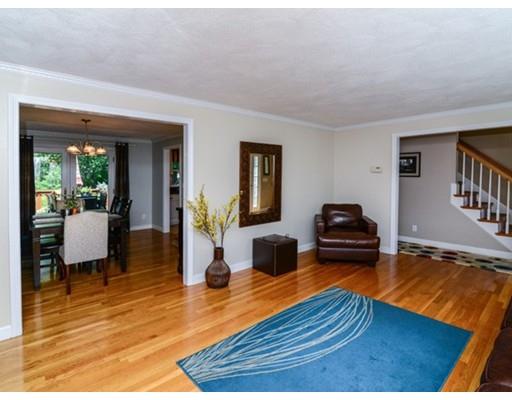39 Stoughton Rd, Dedham, MA 02026 photo 4