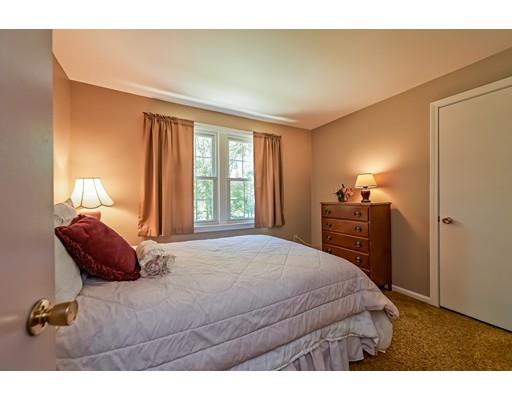 40 Mowry St, Mendon, MA 01756 photo 11