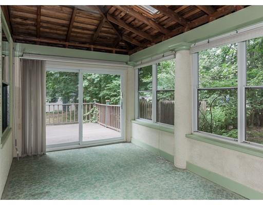 30 Bellevue Ave, Springfield, MA 01108 photo 9