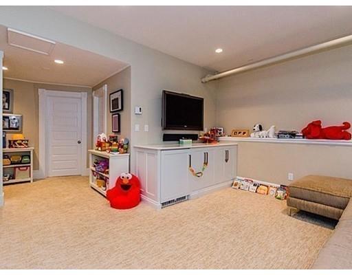 24 Euston St #1, Brookline, MA 02446 photo 13