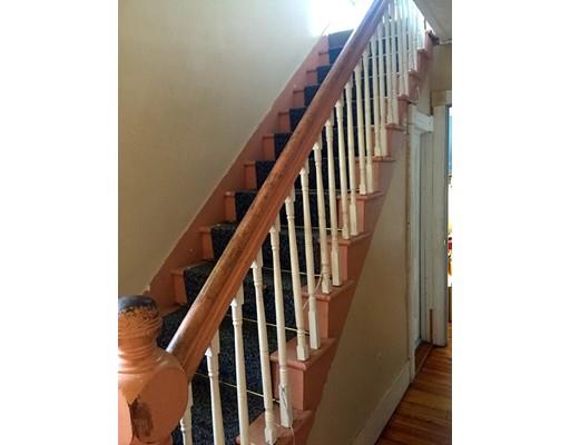 20 Everett St, Easthampton, MA 01027 photo 5