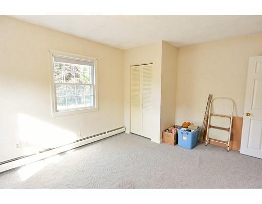 7 Captiva Rd, Berlin, MA 01503 photo 16