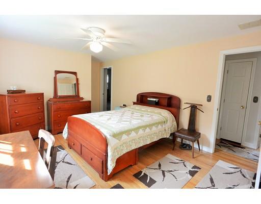 7 Captiva Rd, Berlin, MA 01503 photo 13