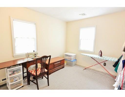 7 Captiva Rd, Berlin, MA 01503 photo 15