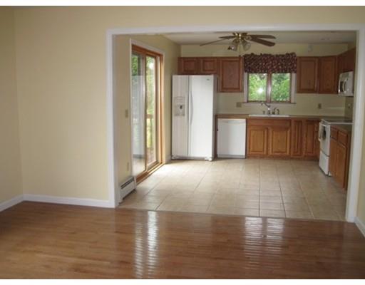 6 Hillside Ter, Ware, MA 01082 photo 4