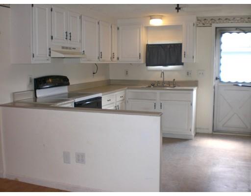 23 Eagle St, Ware, MA 01082 photo 5