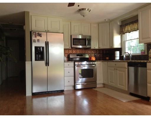 41 Blanchard St, Chicopee, MA 01020 photo 13