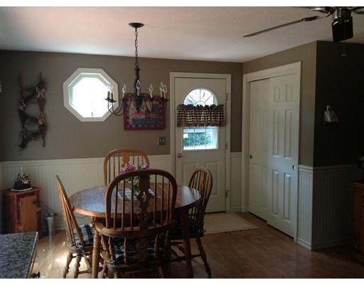 41 Blanchard St, Chicopee, MA 01020 photo 12