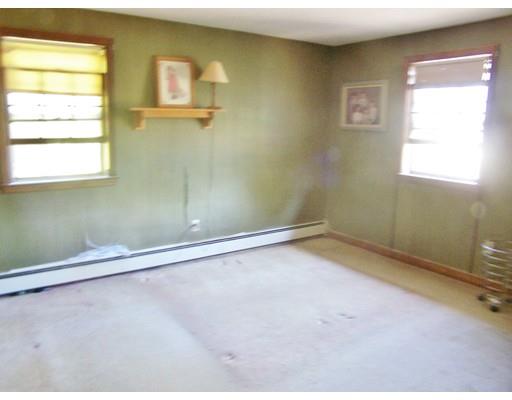 11 Sandy Valley Dr, Walpole, MA 02081 photo 7