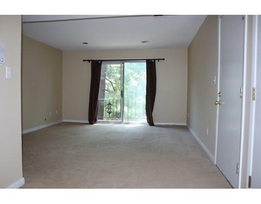 85 Ford St #E, Methuen, MA 01844 photo 5