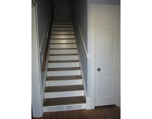 90 Abbott St, Springfield, MA 01118 photo 14