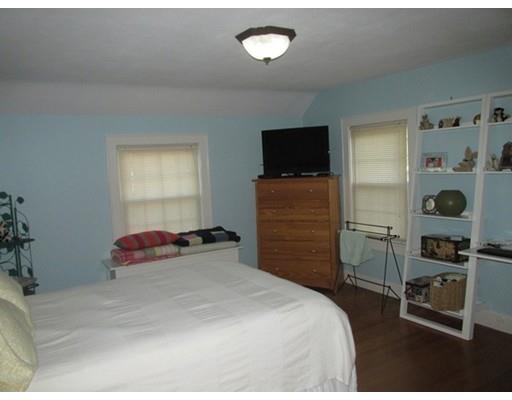 90 Abbott St, Springfield, MA 01118 photo 13