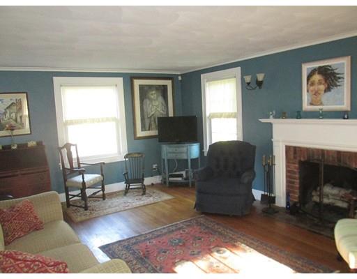90 Abbott St, Springfield, MA 01118 photo 10