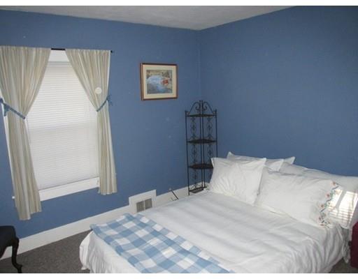 90 Abbott St, Springfield, MA 01118 photo 16