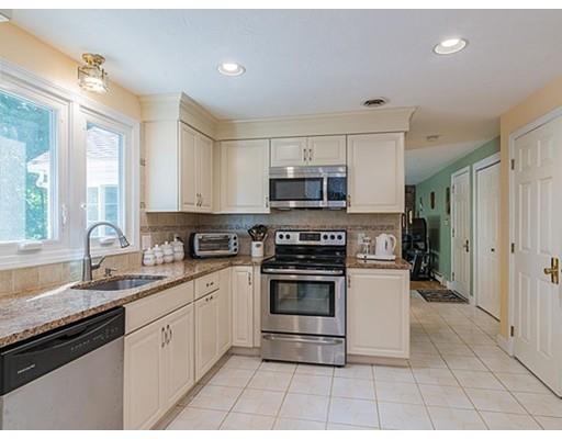 366 Cedar St, Needham, MA 02494 photo 8