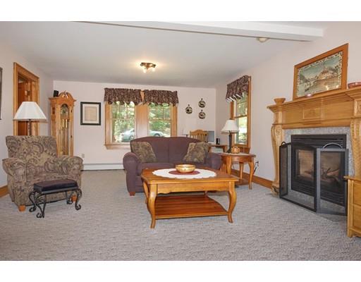 65 Mill St, Dunstable, MA 01827 photo 9
