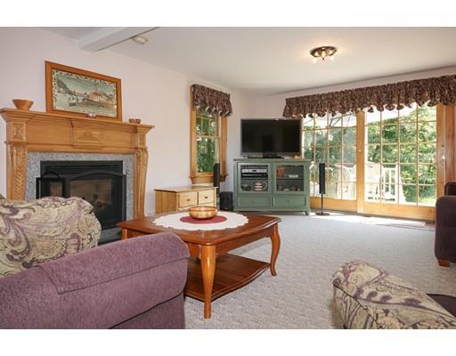 65 Mill St, Dunstable, MA 01827 photo 10