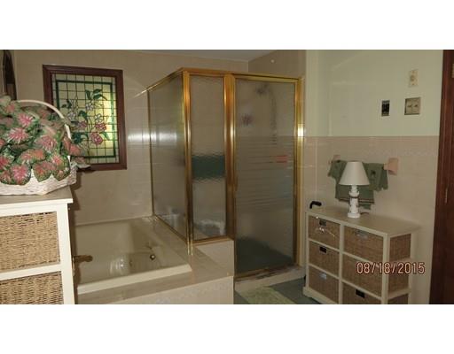79 Casey Dr, Chicopee, MA 01020 photo 15