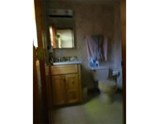 19 Knapp Ave, Worcester, MA 01605 photo 12