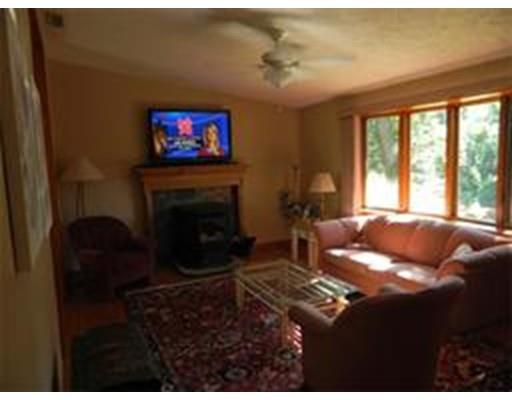 19 Knapp Ave, Worcester, MA 01605 photo 8