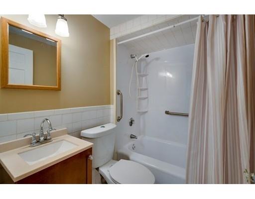 40 Macarthur Rd, Stoneham, MA 02180 photo 13