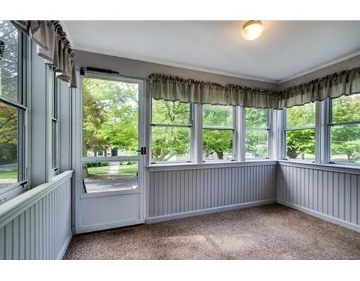 40 Macarthur Rd, Stoneham, MA 02180 photo 14