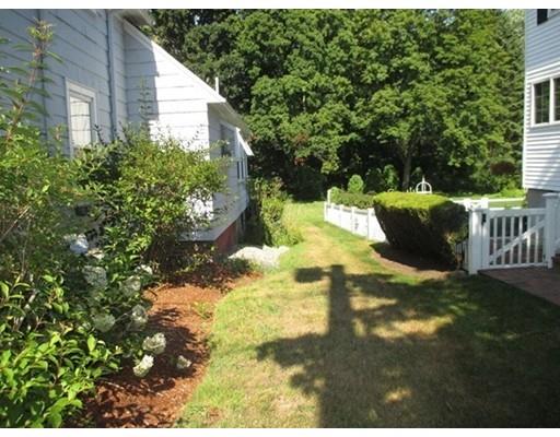15 Temple St, Reading, MA 01867 photo 14