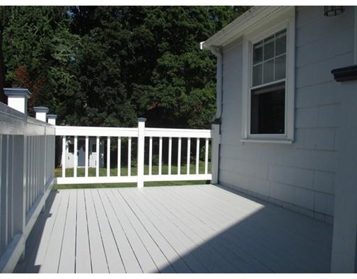 15 Temple St, Reading, MA 01867 photo 10