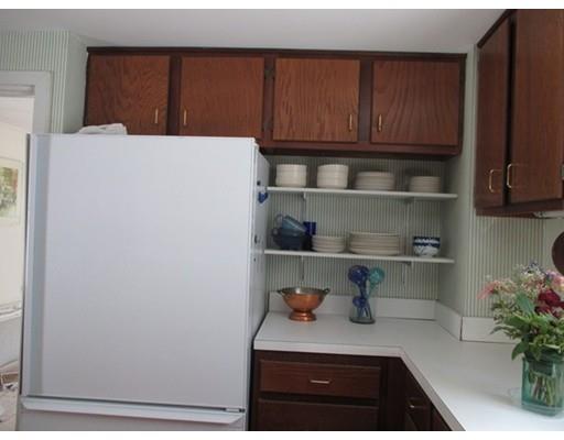 15 Temple St, Reading, MA 01867 photo 7