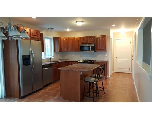 313 Christopher Dr, Springfield, MA 01119 photo 10