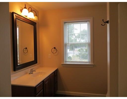 313 Christopher Dr, Springfield, MA 01119 photo 16