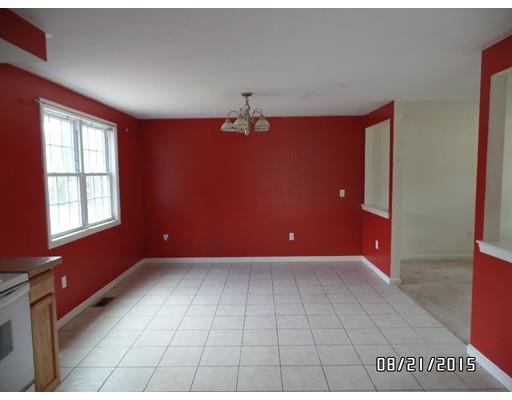 7 Hideaway Ln, East Wareham, MA 02538 photo 4