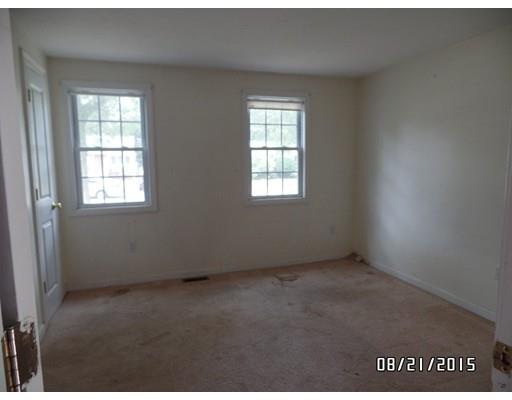 7 Hideaway Ln, East Wareham, MA 02538 photo 5